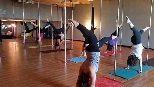 Polga (pole yoga) Party - Stiletto Gym Mobile